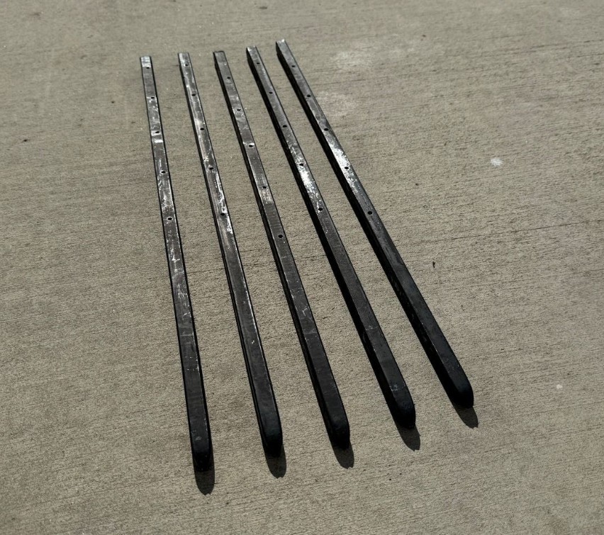 Hardline Square Concrete Stakes 5